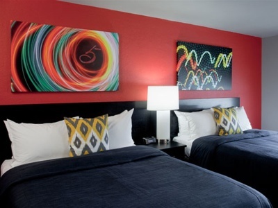 Hotel Five
