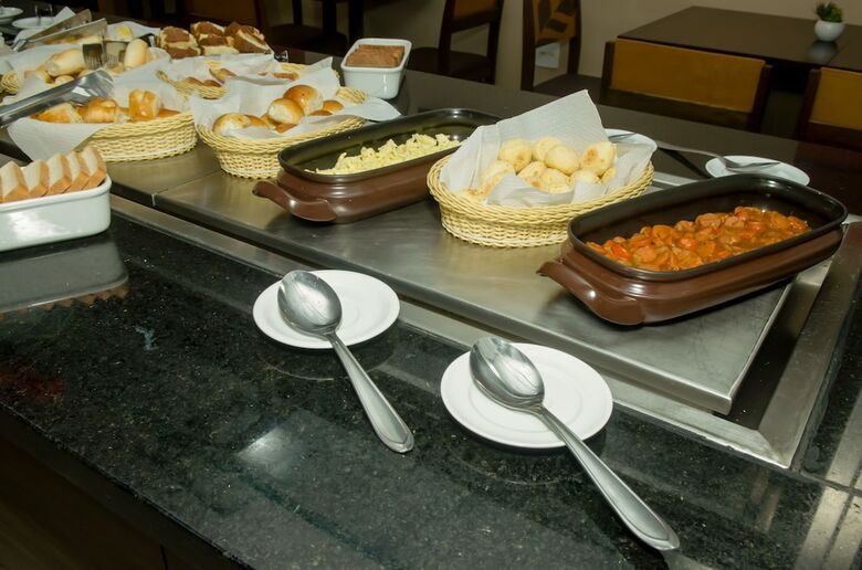Bristol Alameda Business Hotel