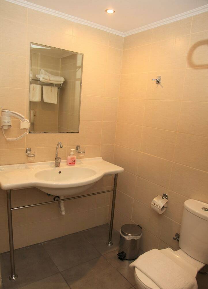 Hotel Mimosa Suites