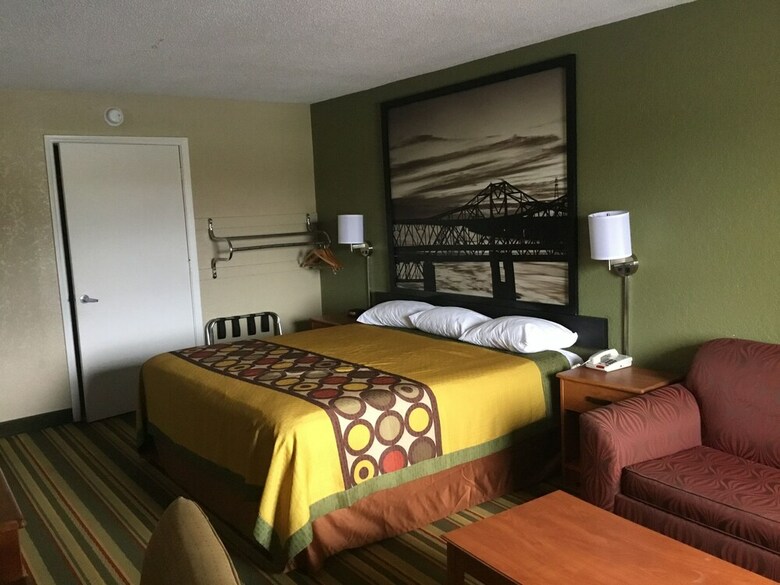Motel Super 8 By Wyndham Meridian