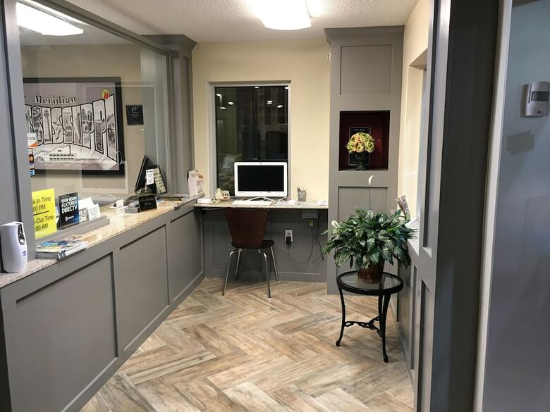 Motel Super 8 By Wyndham Meridian