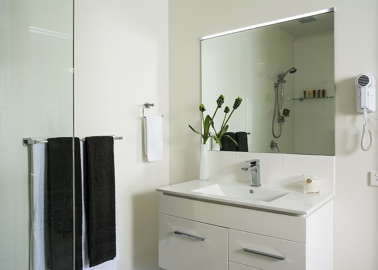 1770 Lagoons Central Apartment Resort