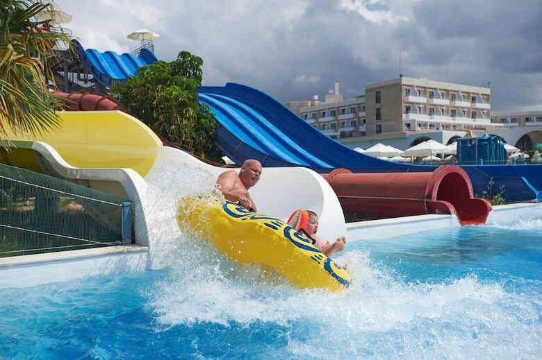 Hotel Louis Phaethon Beach - All Inclusive