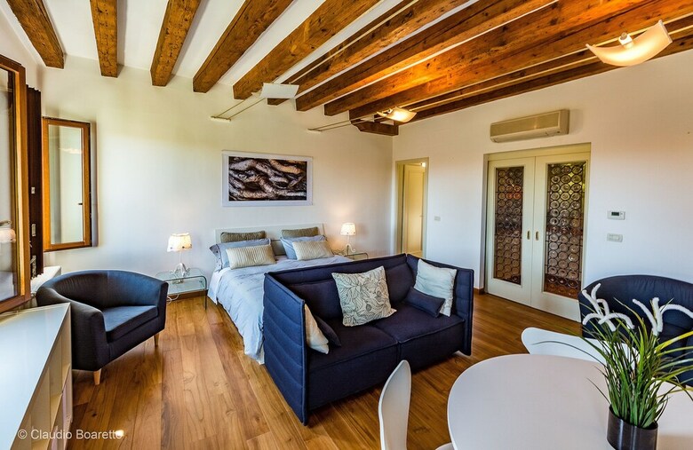 Veniceiloveyou Apartments