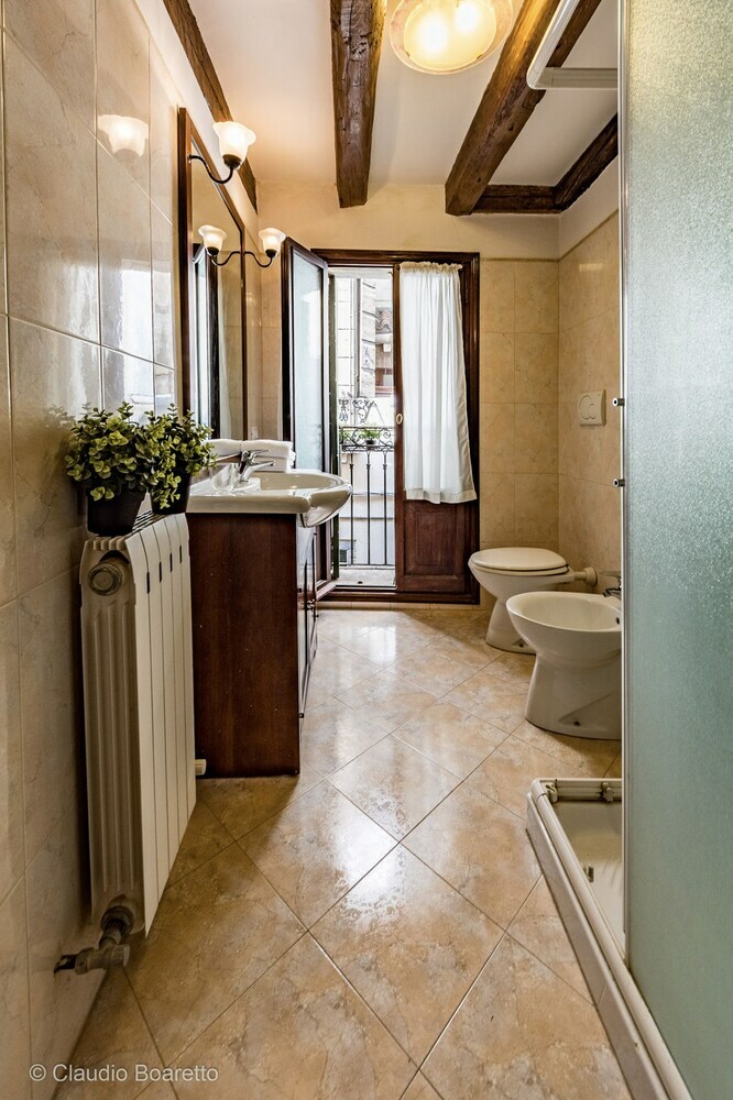 Veniceiloveyou Apartments