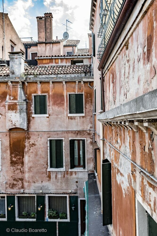 Veniceiloveyou Apartments