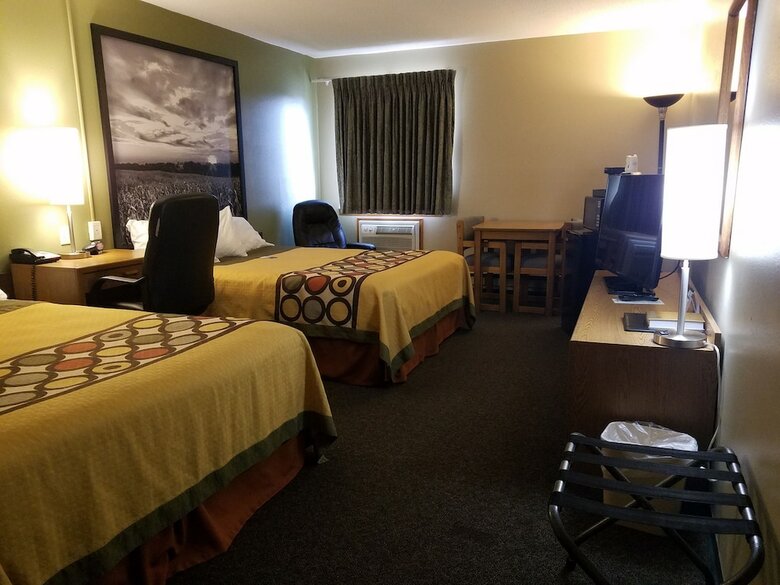 Motel Super 8 By Wyndham Milbank Sd