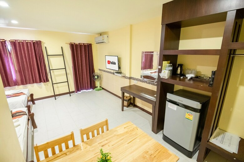 Talay Sai Hotel @ Thung Wua Laen
