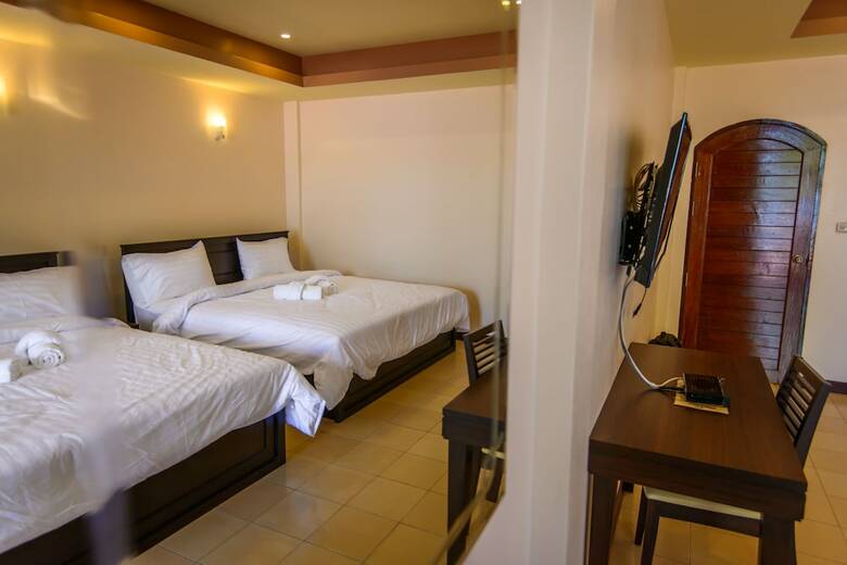 Talay Sai Hotel @ Thung Wua Laen