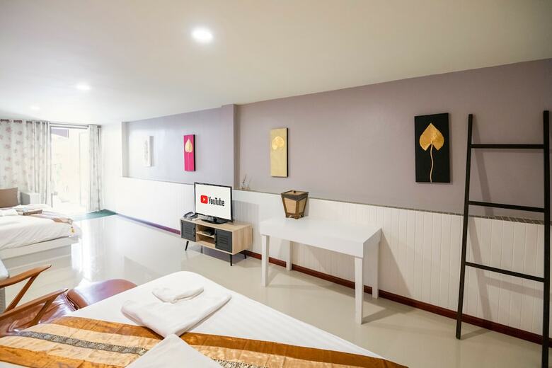Talay Sai Hotel @ Thung Wua Laen