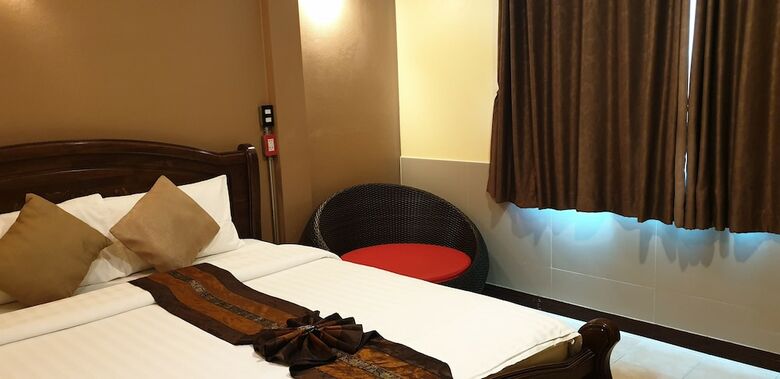Talay Sai Hotel @ Thung Wua Laen