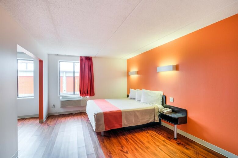 Motel 6 Chicago South-lansing