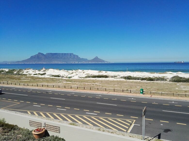 Apartamentos Blouberg Beachfront Accommodation