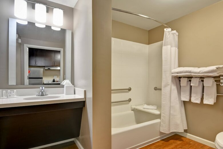 Hotel Towneplace Suites By Marriott Alexandria
