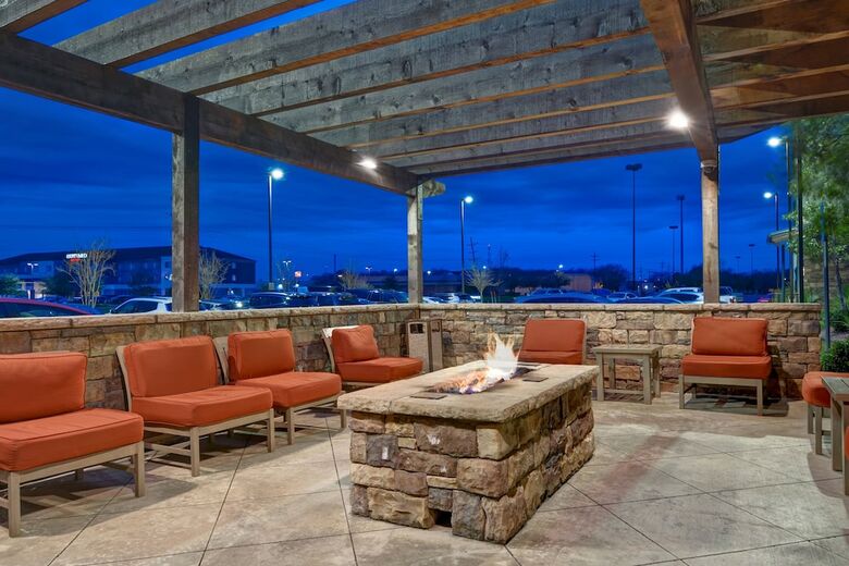 Hotel Towneplace Suites By Marriott Alexandria