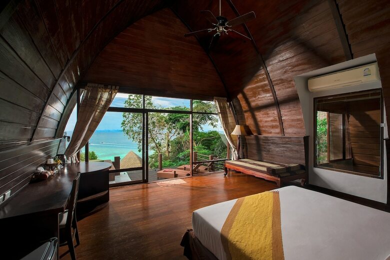 Hotel The Cove Phi Phi