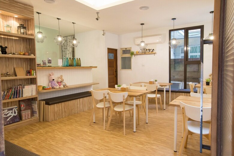 Bed & Breakfast Two Meters Lane Two Hall