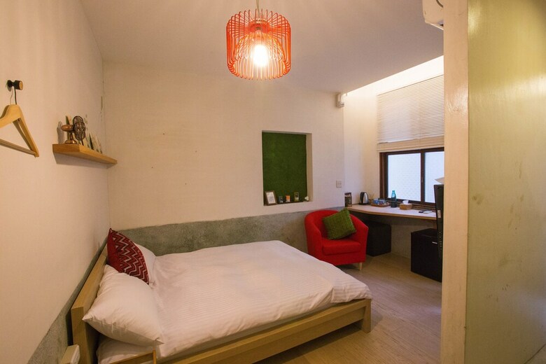 Bed & Breakfast Two Meters Lane Two Hall