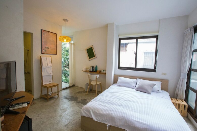 Bed & Breakfast Two Meters Lane Two Hall