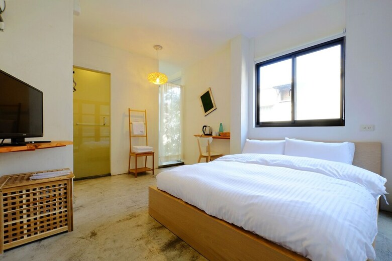 Bed & Breakfast Two Meters Lane Two Hall