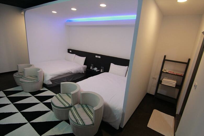Hotel Zl Bed And Breakfast