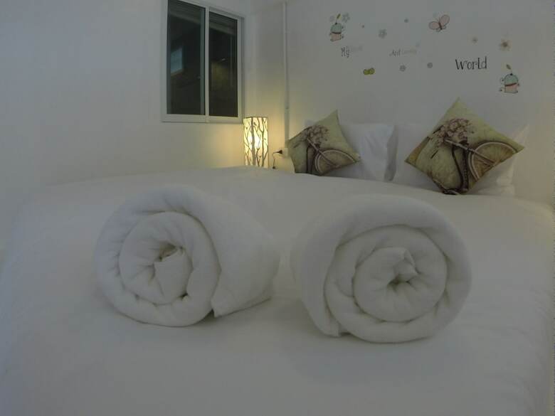 Hotel At We Patong Hostel