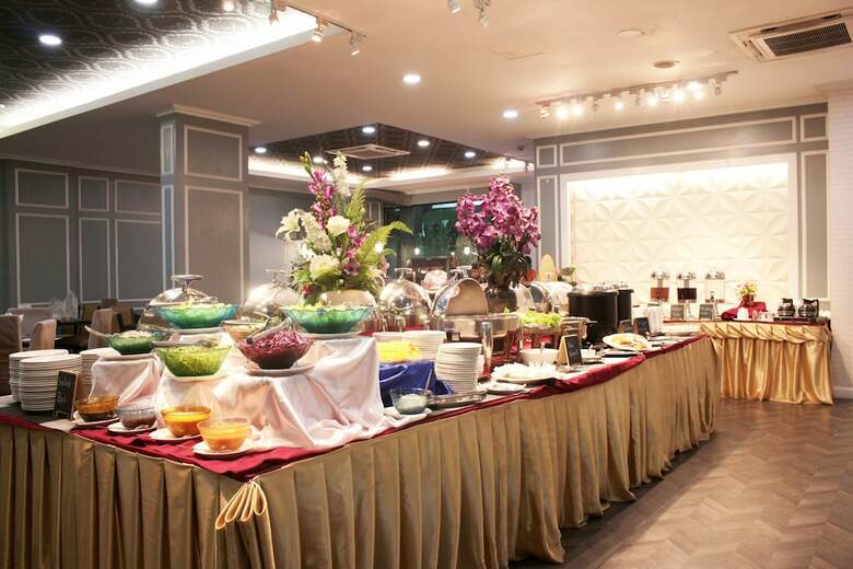 Picnic Hotel Bangkok