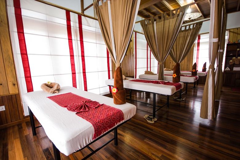 Hotel Royal Nadi Resort
