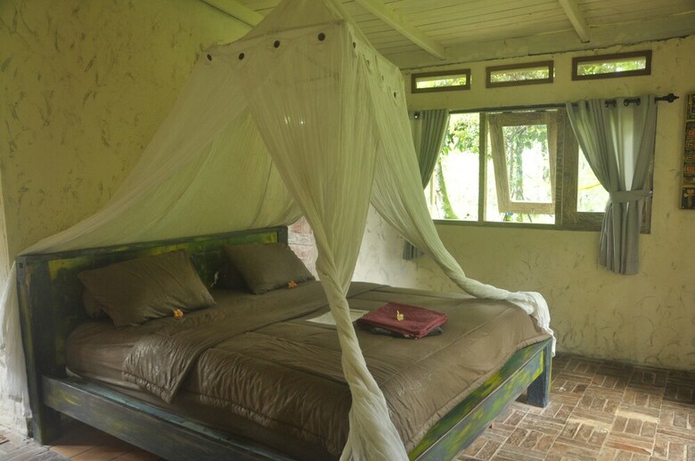 Hotel Tepi Sawah Lodge