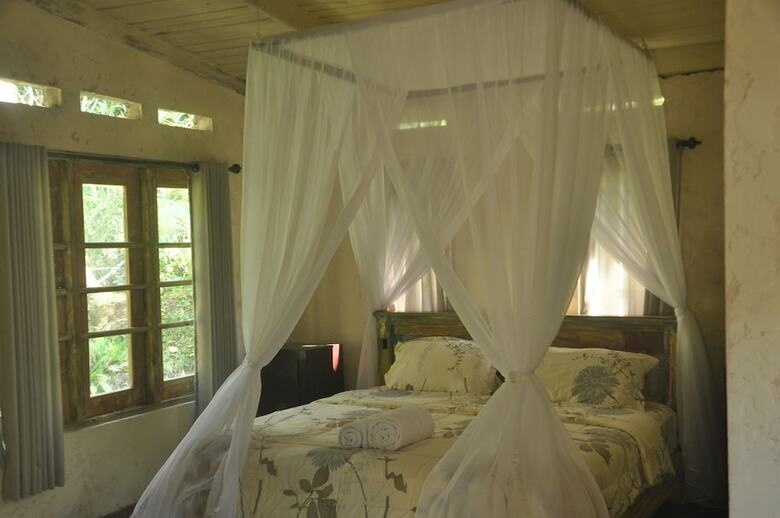 Hotel Tepi Sawah Lodge