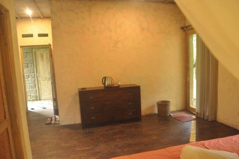 Hotel Tepi Sawah Lodge