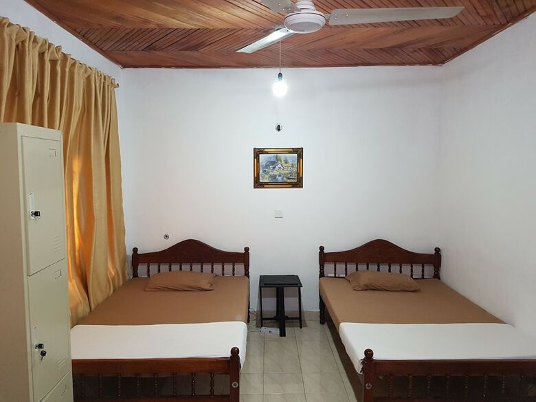 Hotel Hostel 107