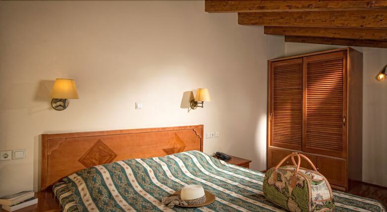 Eleni Beach Hotel
