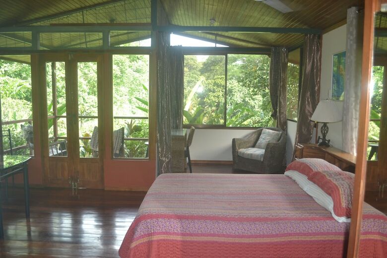 Bed & Breakfast Eden Atenas