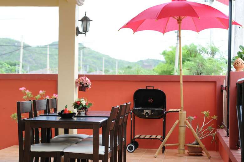 Villa Ruankasalong Hua Hin Holiday House