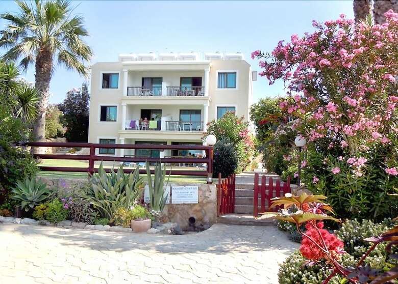Rododafni Beach Apartments