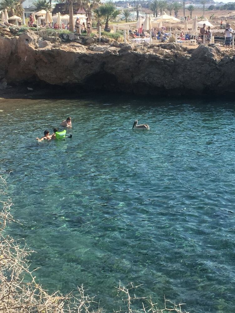 Rododafni Beach Apartments