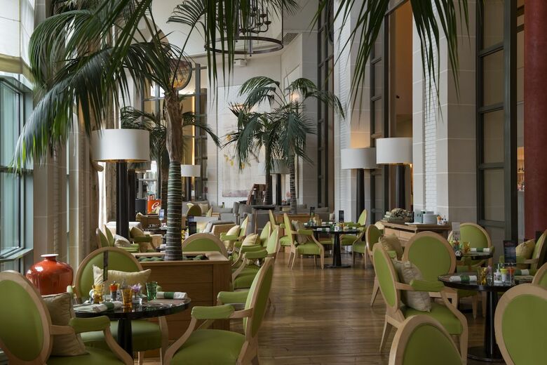 Monte-carlo Bay Hotel & Resort