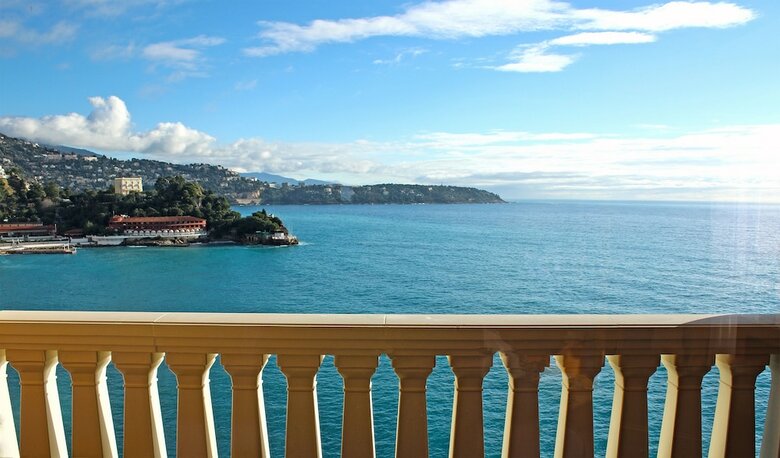 Monte-carlo Bay Hotel & Resort