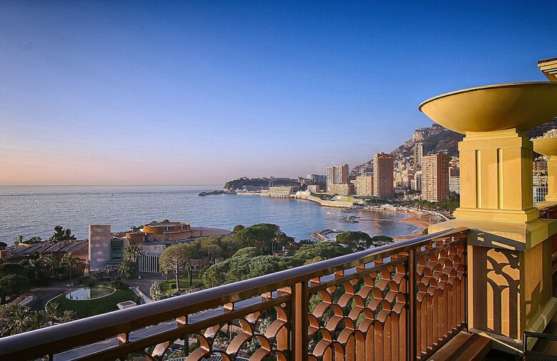 Monte-carlo Bay Hotel & Resort