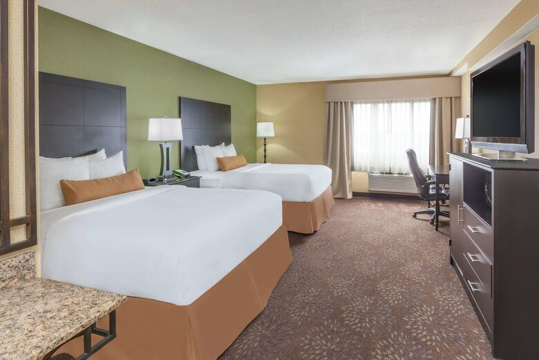 Hotel Wyndham Garden Sterling Heights