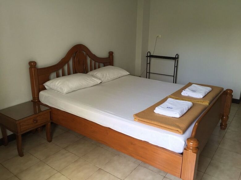 Hotel Veerachai Court
