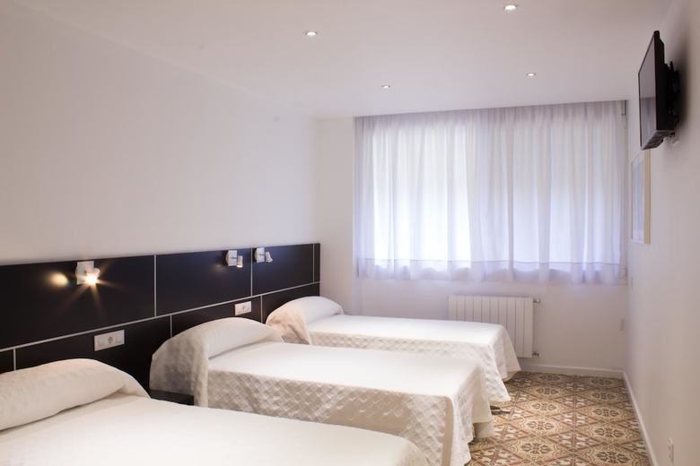 Hostal Nova
