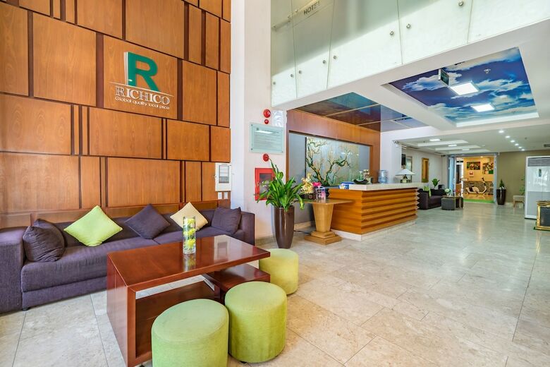Richico Apartments And Hotel