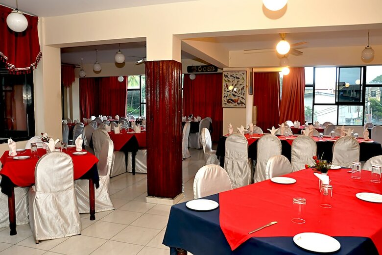Hotel Salika Inn