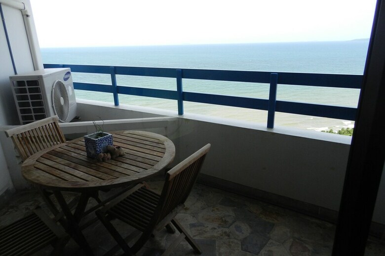 Alex Group Jomtien Plaza Condotel