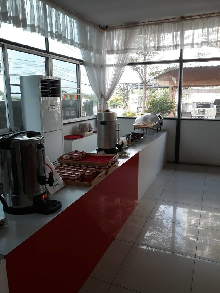 Hotel Grand Holiday Residence