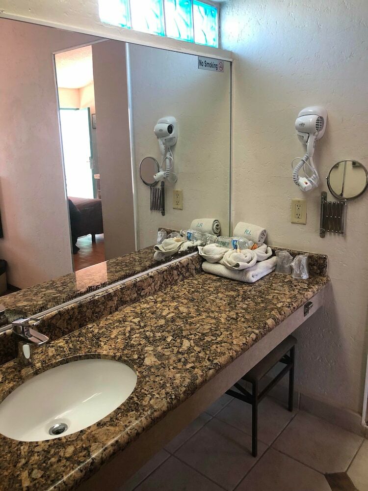 Hotel Real Inn Tijuana