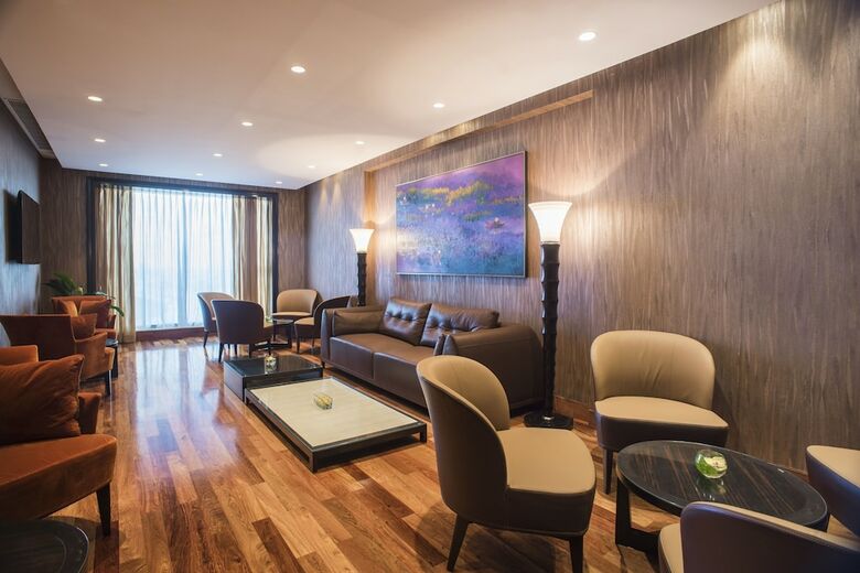 Aparthotel The Reverie Saigon Residential Suites
