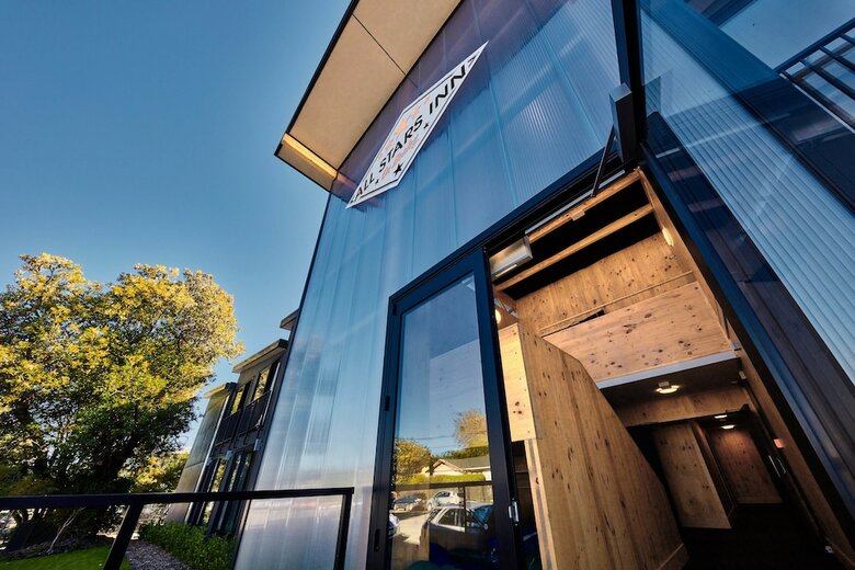 Hostal All Stars Inn - Hostel & Hotel Accommodation